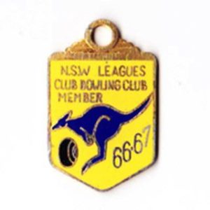 1966-67 NSW Leagues Club Bowling Club Member Badge