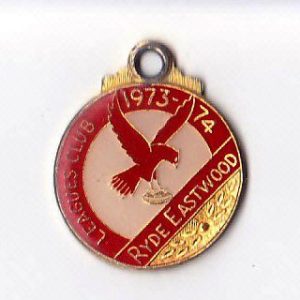 1973-74 Ryde Eastwood Leagues Club Member Badge